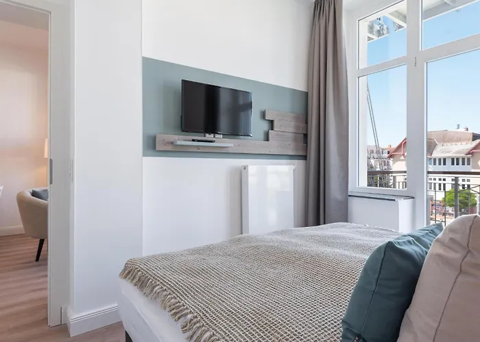 Westside Arthotel 208