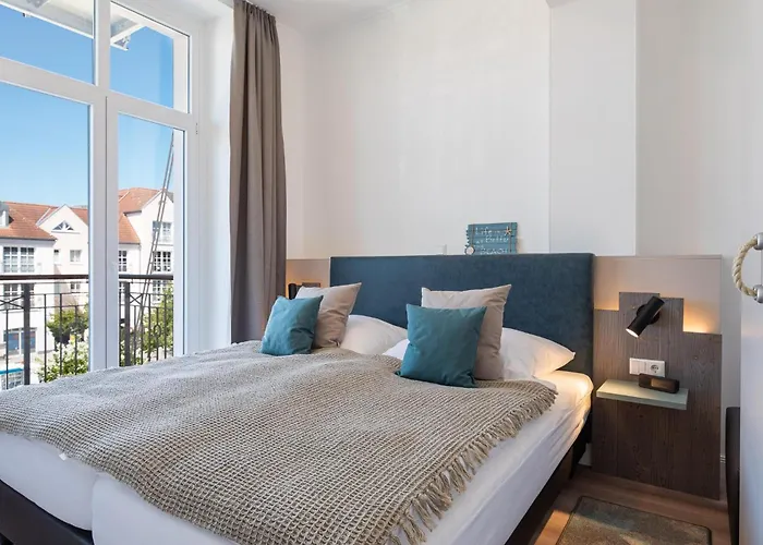 Westside Arthotel 208